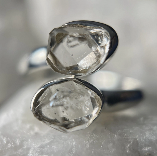 HERKIMERDIAMANT MET RING VAN HOOGGLANS STERLING ZILVER