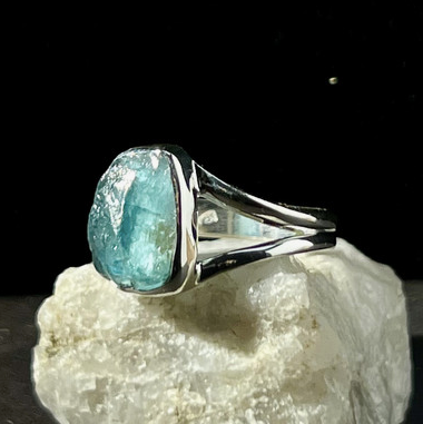 NEONBLAUWE APATIETRING VAN STERLING ZILVER